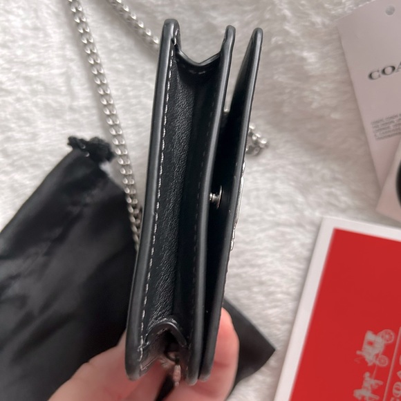 NWT Coach CP344 mini wallet on a chain w/ floral print π€π€π©Ά - Picture 5 of 10